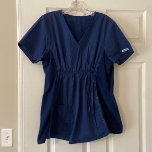 Maternity scrub top